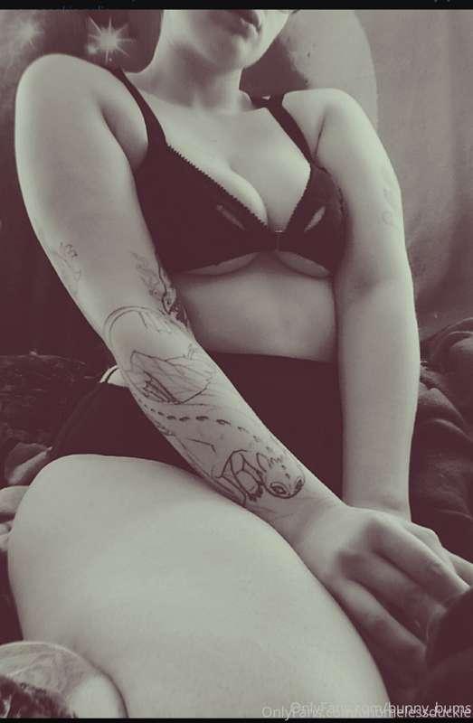 Go and subscribe to this hottie right here 😍 you won’t regre..