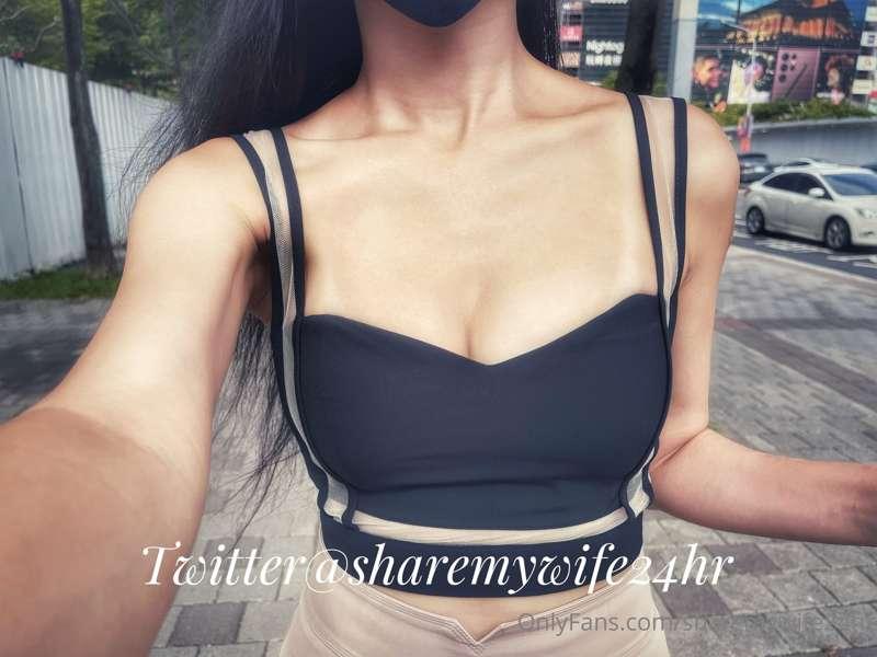 前些日子去完宜蘭童玩節，白皙版的Nicole就離家出走了，看著礦工版Nicole身上的比基尼線，我就在想該怎樣把他弄不見..