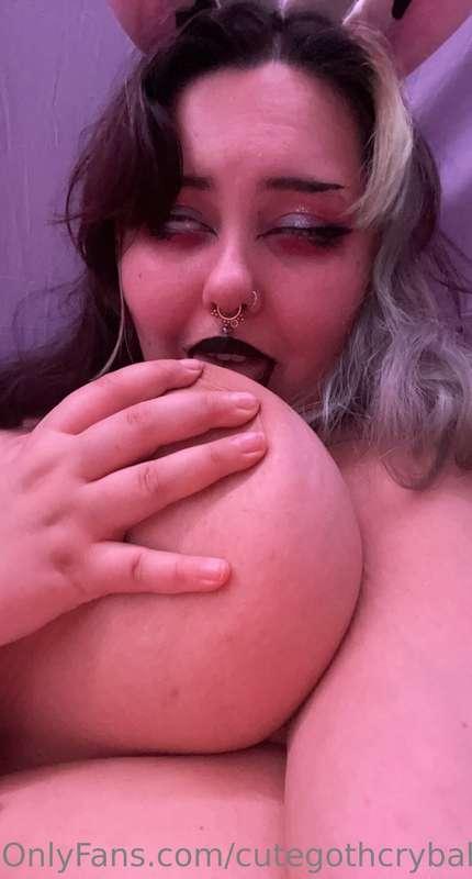 How many times will my fuck machine make me cum