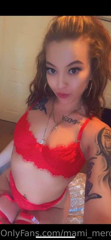 Mercedes💋 Each Subscription makes my 😻 wetter ,