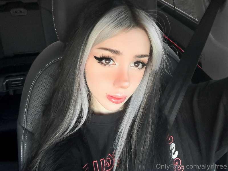 Whats the naughtiest thing you have done in a car? ;3