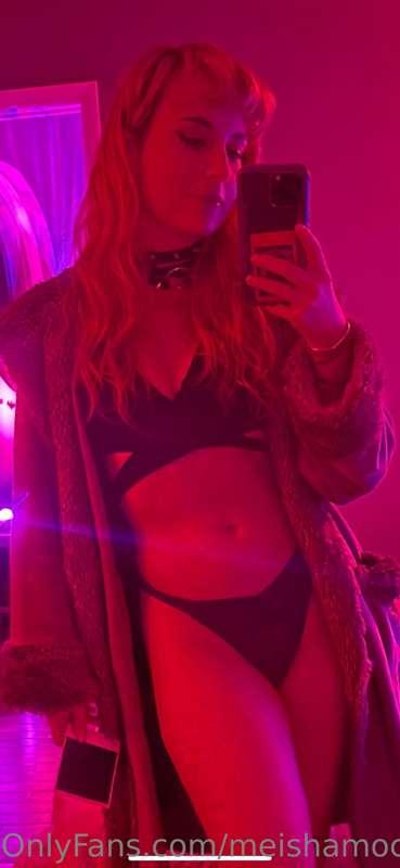 Happy Valentine’s Day my lovely lovely pack. I hope you’re c..