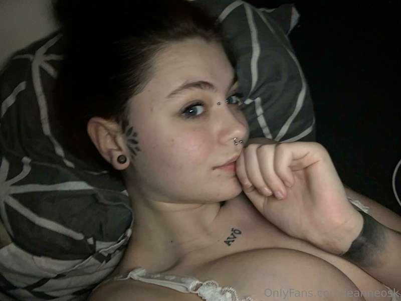 Still in bed ihhi <3