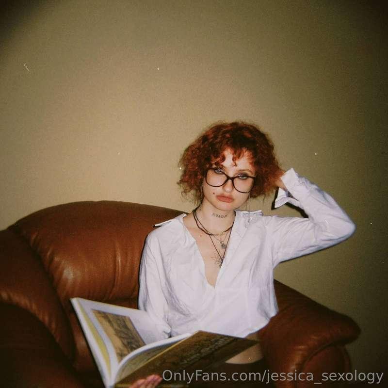 I love my job as a sexologist, would you come to me for a co..