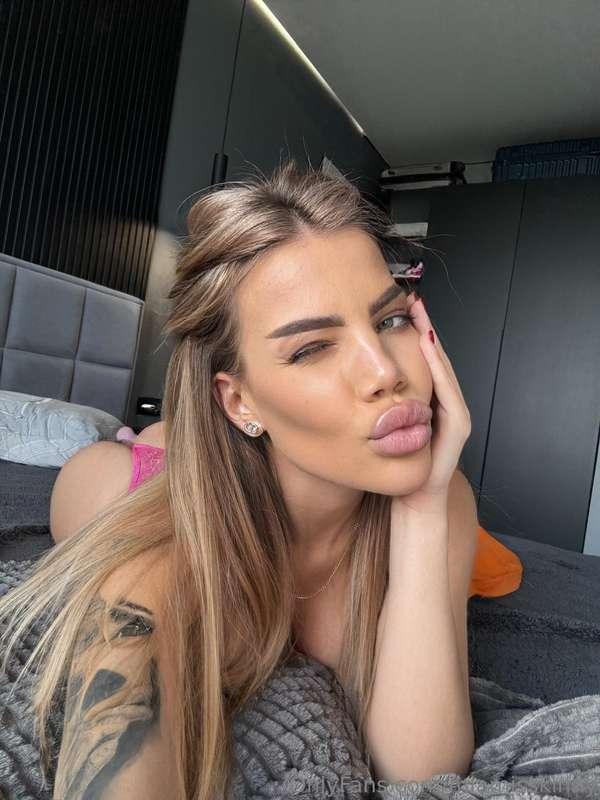 😍 WHAT A BEAUTY! Hurry up to say ‘hi’ my VICTORIA. She needs..