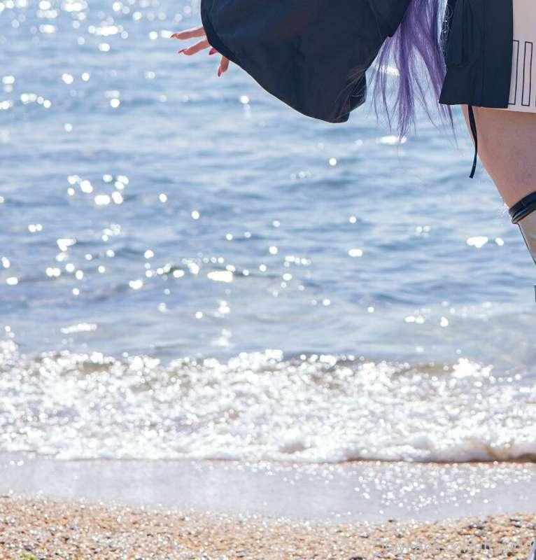 My super great idea: I made a shoot on a beach this summer a..