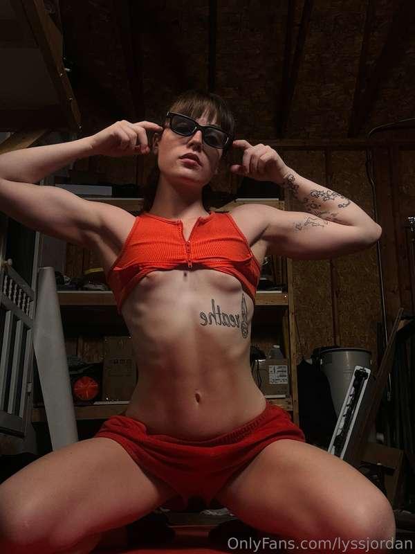 JINKIES!!! Help me find my glasses!!!!🕶️