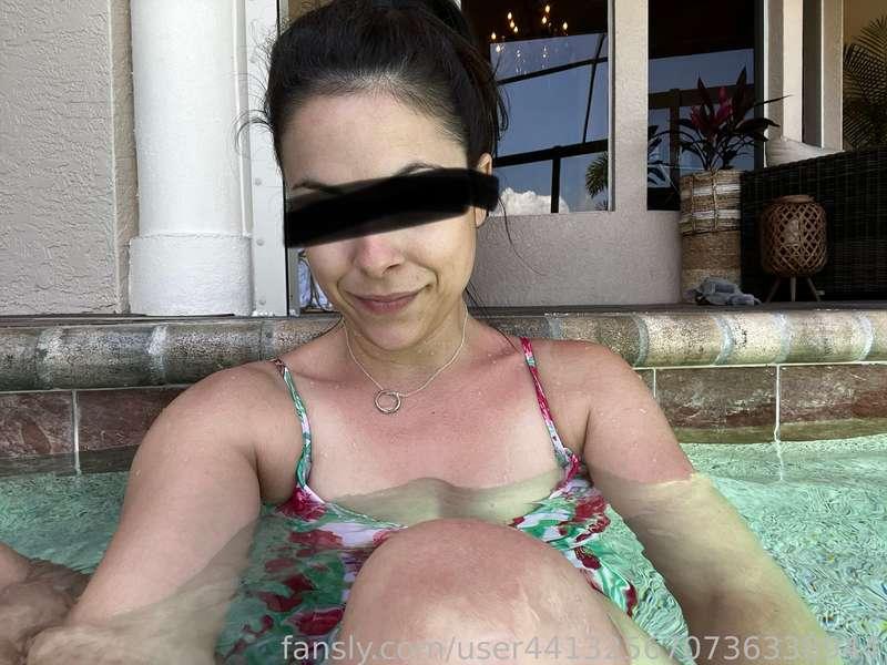 user441325670736338944 image #1