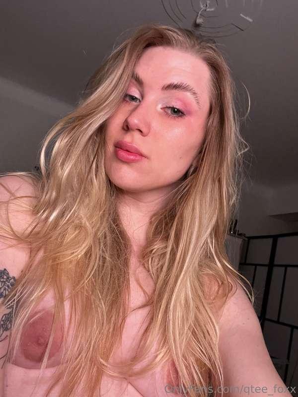 Send me a 'Hi' in DMs if you can see my nipples 🙈