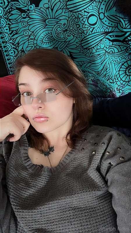 shylohnova image #0