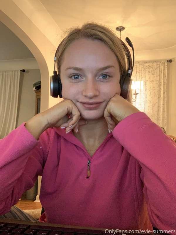 Working from home 😇 Be on the lookout for my Titty Tuesday c..