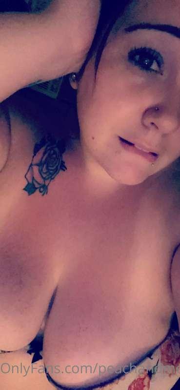 Hey everyone! Sorry I've been MIA, it's been a rough fucking..