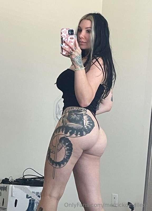 Fuck it, ass on the feed