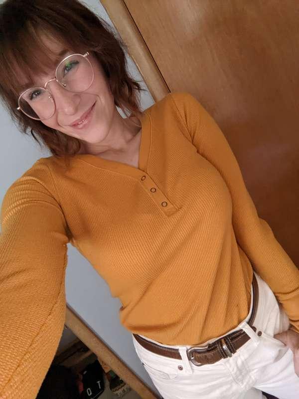 Here's what I wore to dinner with friends tonight 😇