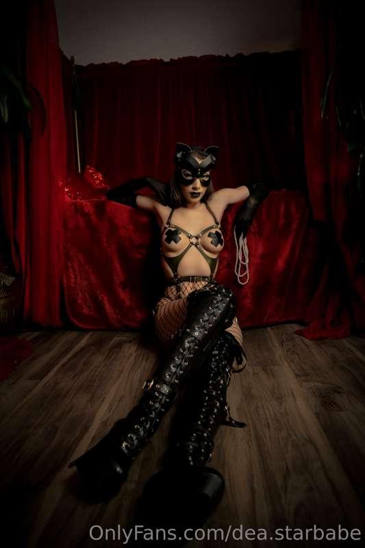 Do you know my Domme-sona inspiration?