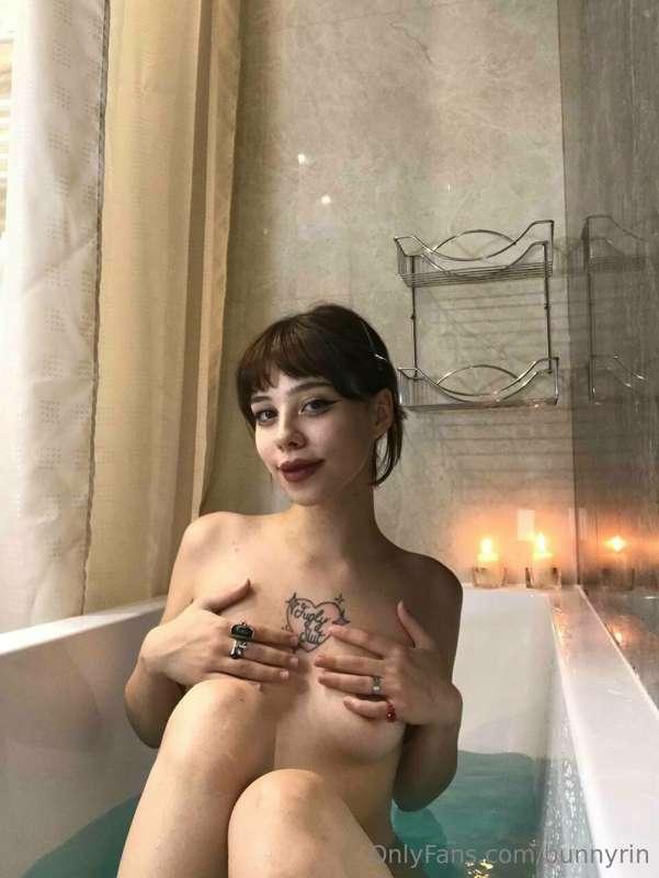 Honey, here I am having fun with myself in the bathroom. And..