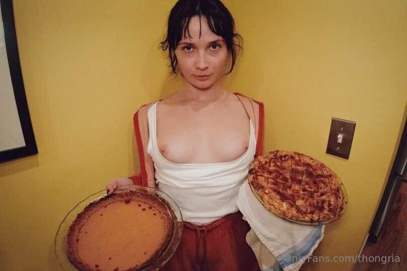 I baked you a pie
Oh boy what flavor