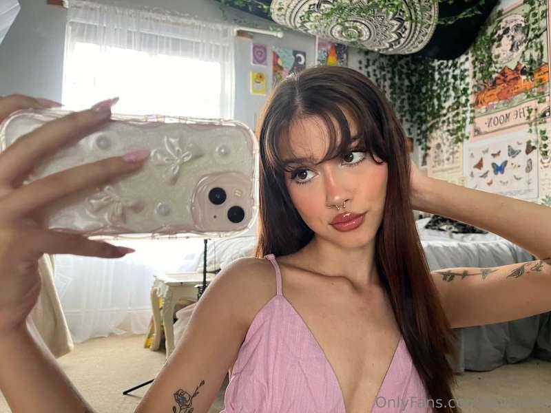annaeris image #0