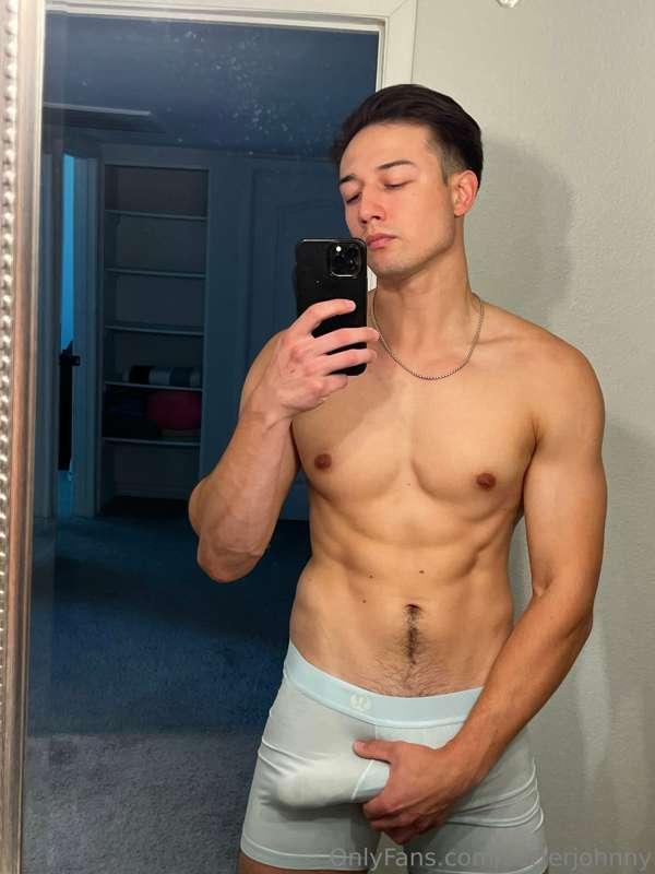 Horny hours🤤