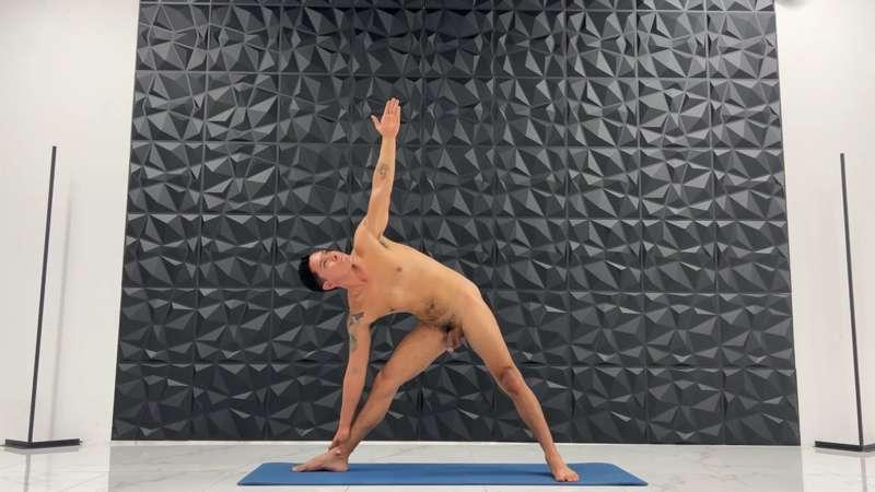 Raw | Yoga Class Balanza Gym