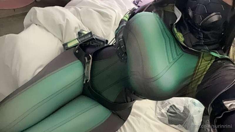 Viper cosplay soon? 🫣

(Also going to shoot 2 Christmas outf..