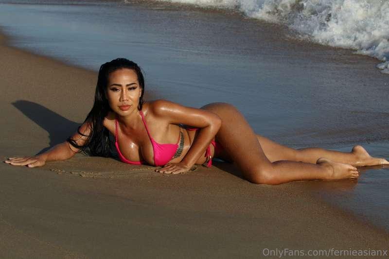 I would love to enjoy the perfect S ;)
S ea
S un
S and
S ex