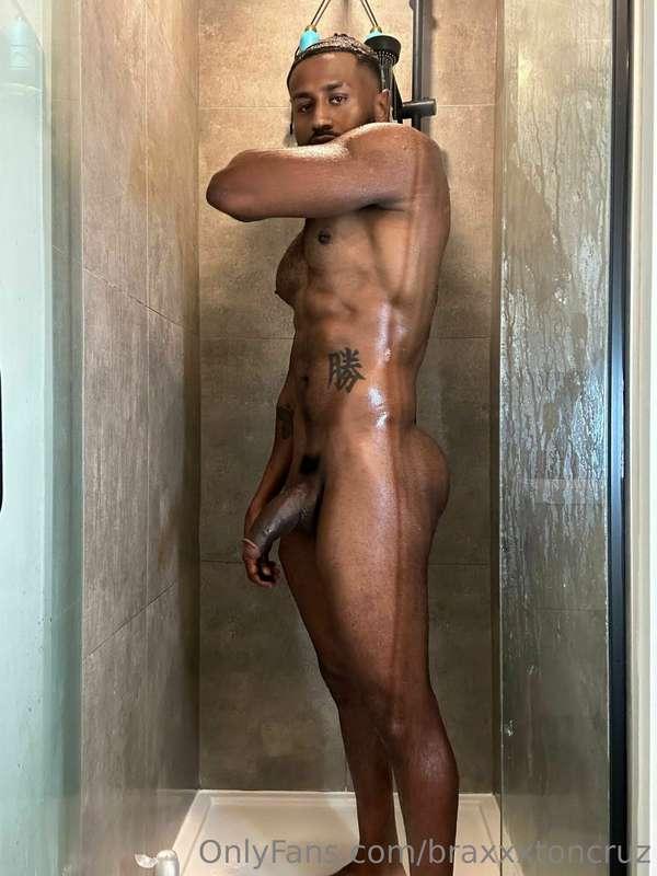 There is room for one more 🚿