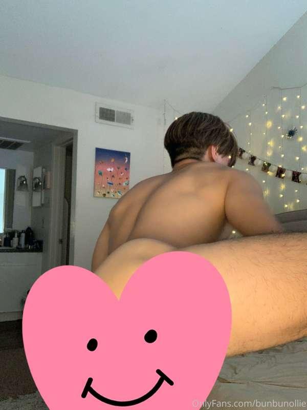 A lil sneak peak from the previous post. Enjoy! 😉💕