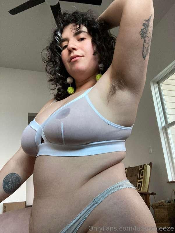 lucysqueeze image #0