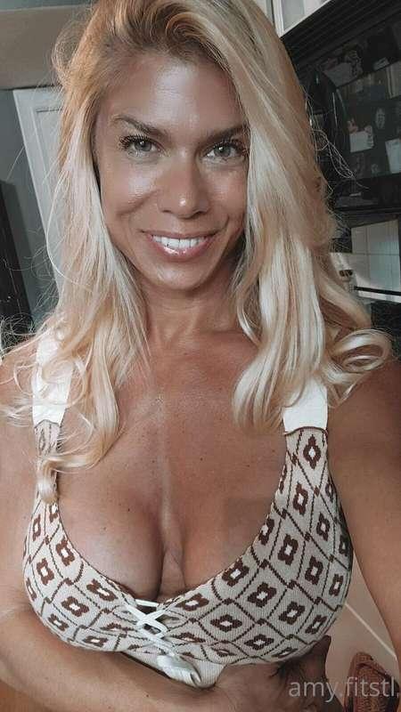Feeling quite sunny ☀️😎