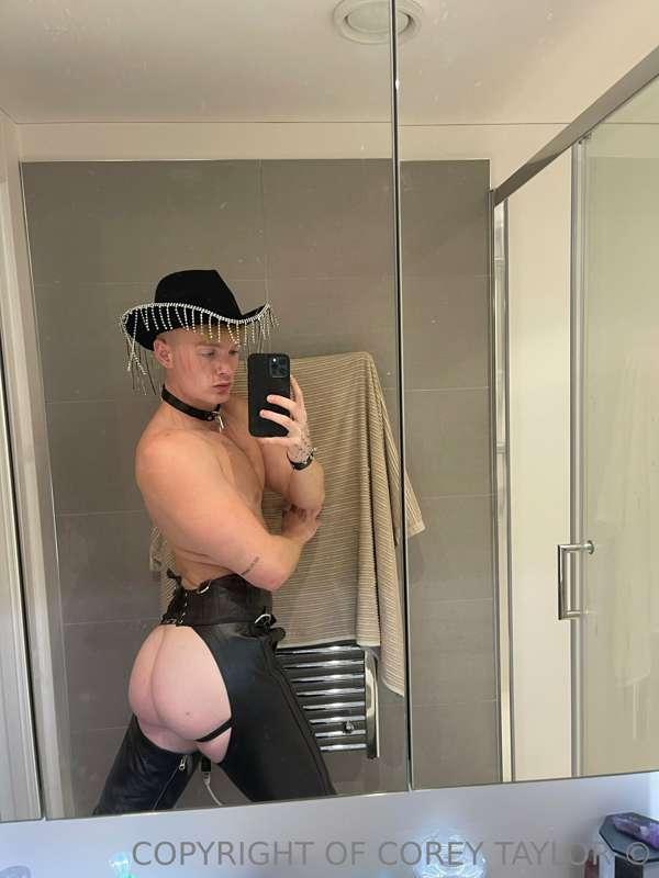 Yee Haw 🤠 !! Who wants to give me something to ride? 😉