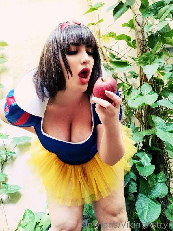 Howl about them apples…