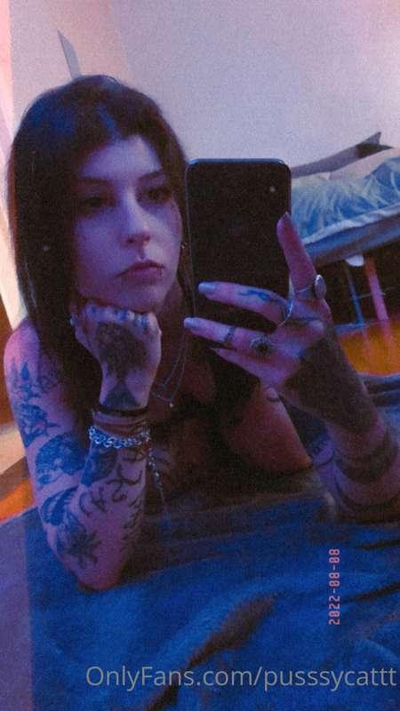 I have to make a photoshoot of new content soon, what would ..