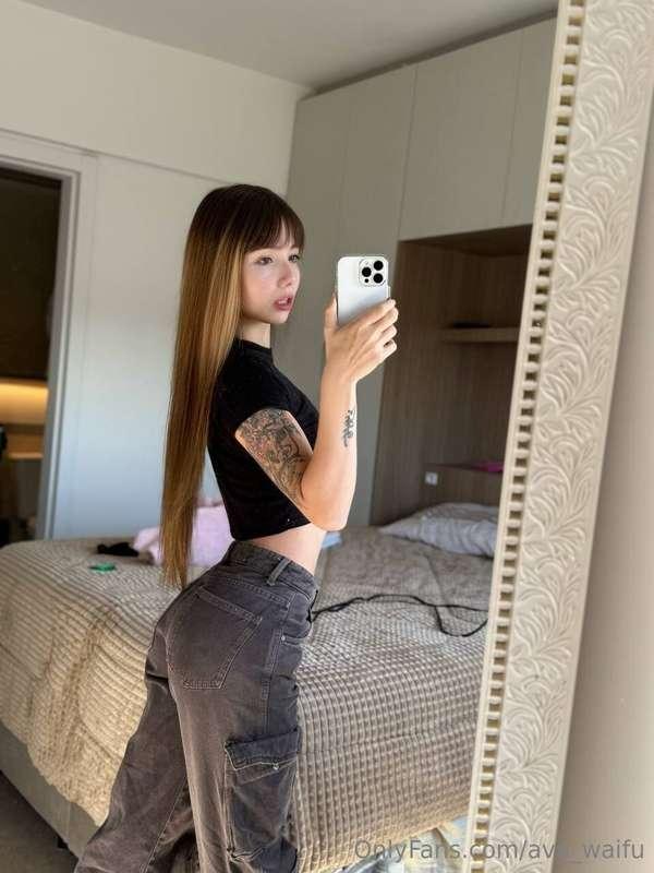 Caught in the mirror, caught by the fountain.. now I’ll catc..