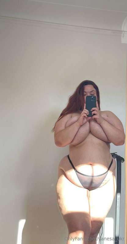 could you hold these melons for me?