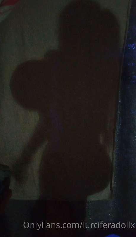 La silueta de una bimbo es otro nivel 😈
the silhouette of a ..
