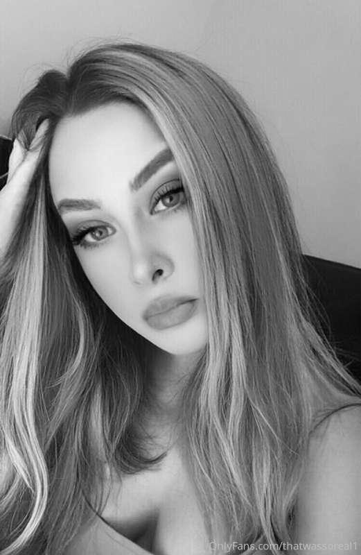 💋