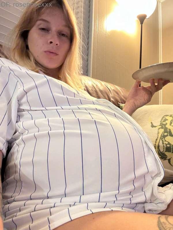 Pregnancy progression bundle in your inbox 🥰 P.s. doctors vi..