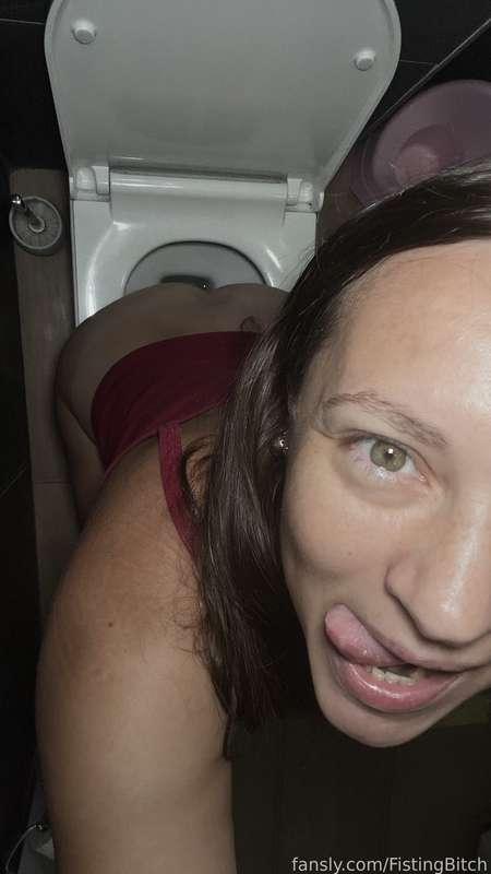 DM
