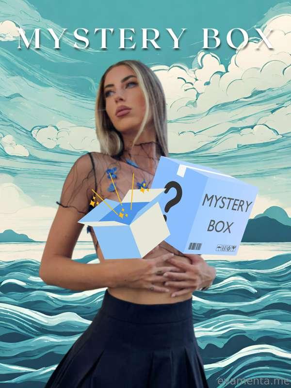 **MYSTERY BOX** 📦 

I know you're curious 🥵
Just take your c..