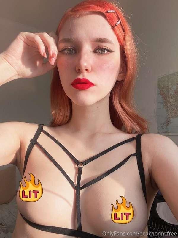 Dm for uncensored one 😳😈