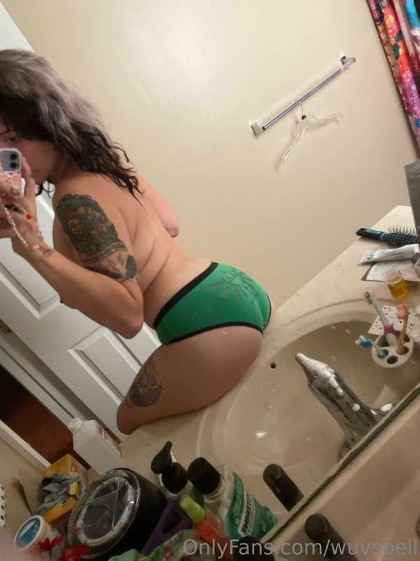 really been feeling like shit lol, i need a massage so bad