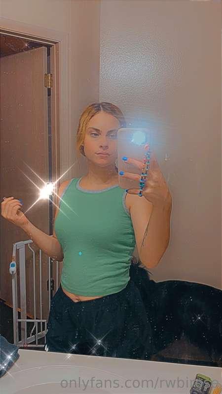 i’m so horny .. *$10 sexting sessions rn*