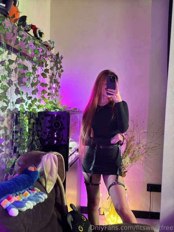 I haven't done a stream in a while. Tonight I'm inviting eve..