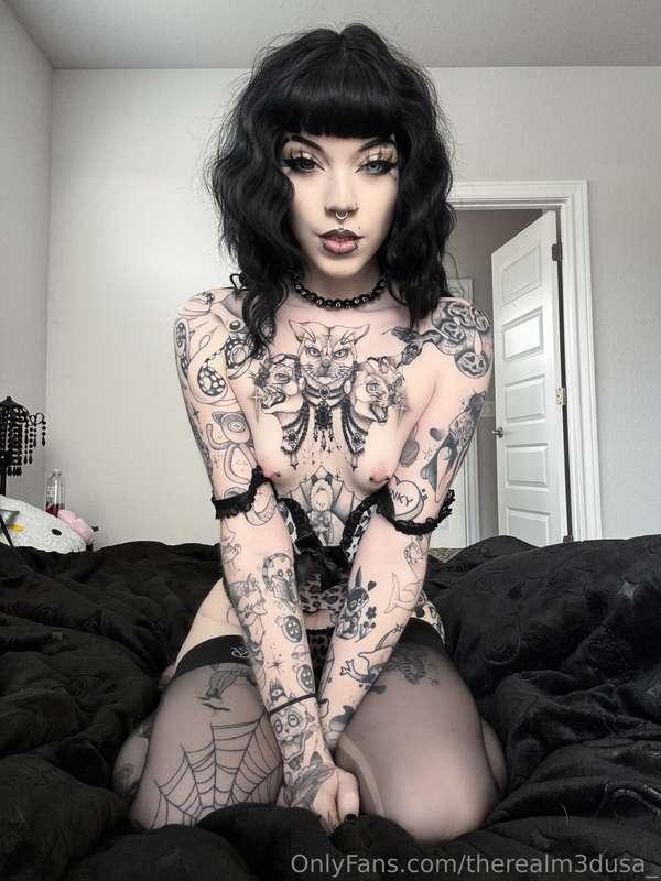 therealm3dusa_ image #2