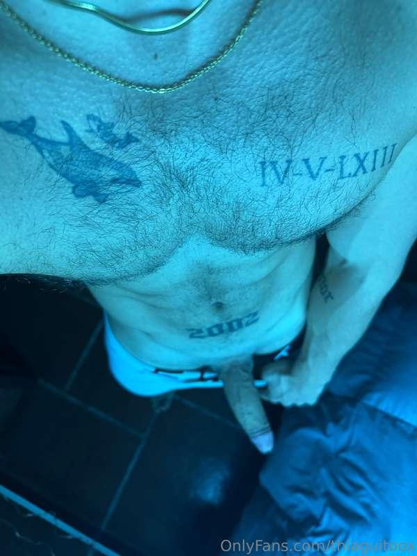 anyone available?😈