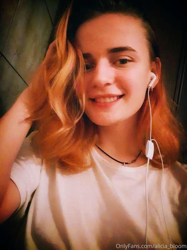 just smile😁😁😁