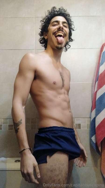 👅