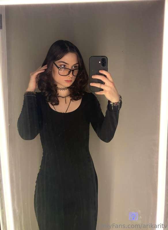 What I’m wearing for our date >.< 