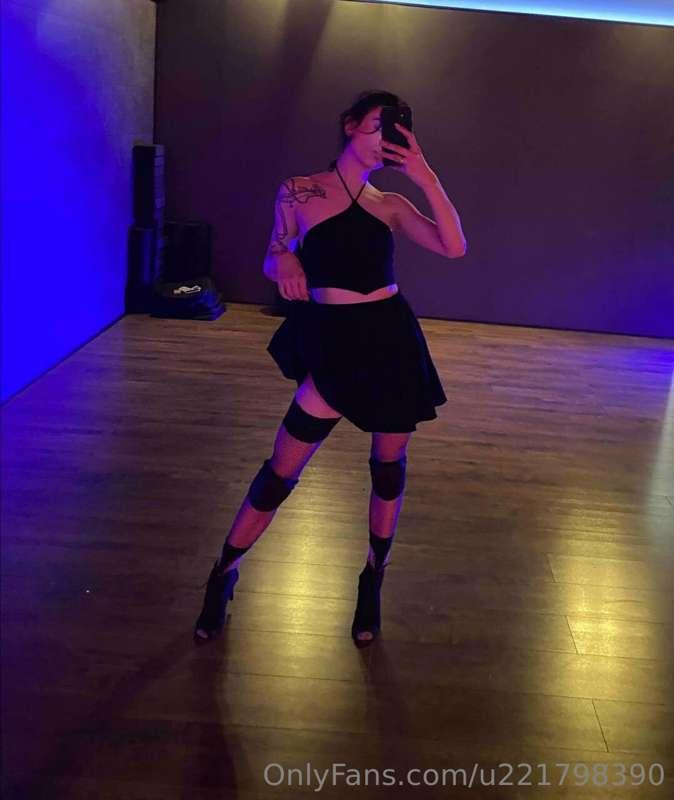 Hello :) Yesterday, after dancing, my throat started to hurt..